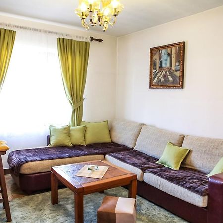 Apartment Dejan Cetinje Ngoại thất bức ảnh
