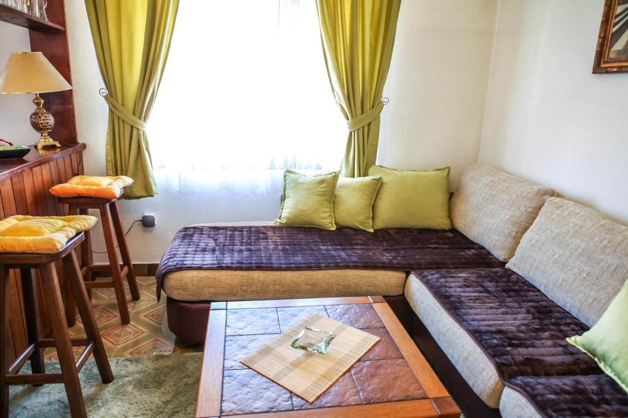 Apartment Dejan Cetinje Ngoại thất bức ảnh